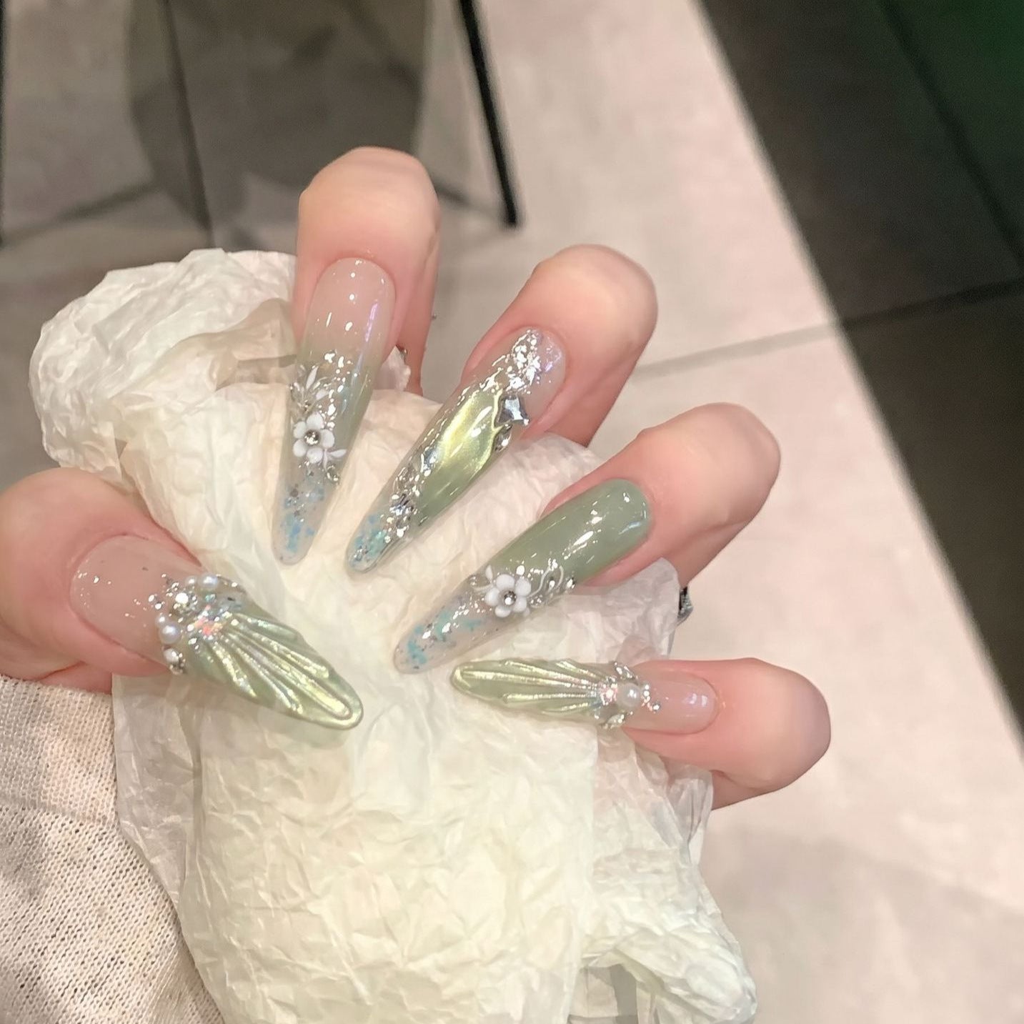 Starlight Greenery - Luxury Handmade Press-On Nails | Glossy Glass Cat-Eye French Glitter Fake Nails (10-Piece Set)