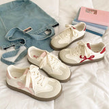 ADVBRIDGE  -  Flat, versatile, comfortable shoes for women. New style, lightweight, trendy, comfortable, soft soles, white shoes.