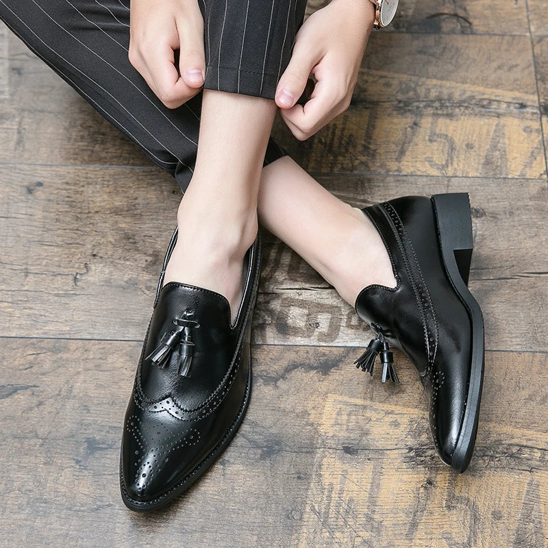 Advbridge  Classic Black Brogues Leather Shoes Men Pointy-toe Dress Shoes Fashion Tassel Mens Formal Shoes Size 48 Casual Business Shoes