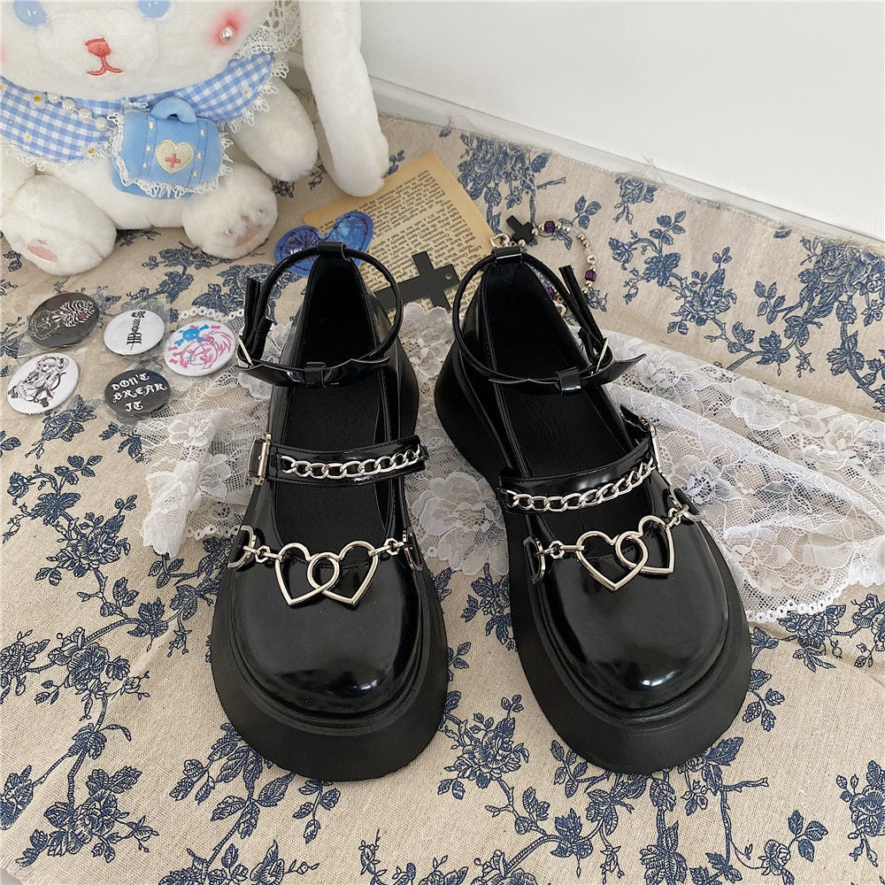 Gothic Mary Janes Femme Fashion Heart Chain Lolita Shoes British Style Buckle Shoes Woman 2021 Autumn PU Bow Ladies Footwear