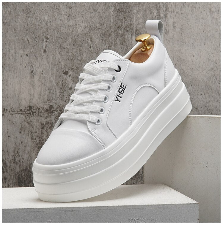 Advbridge New White Leather Men Casual Shoes fashion Platform Sneakers Trainers Height Increasing Shoes Chaussure Homme