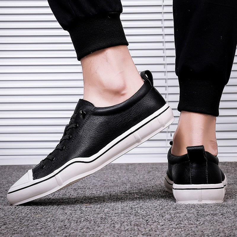 Advbridge Men's White Skateboard Shoes Men British Comfortable Sneakers Sports Canvas Shoes Vulcanized Shoes Social Leather School Shoes