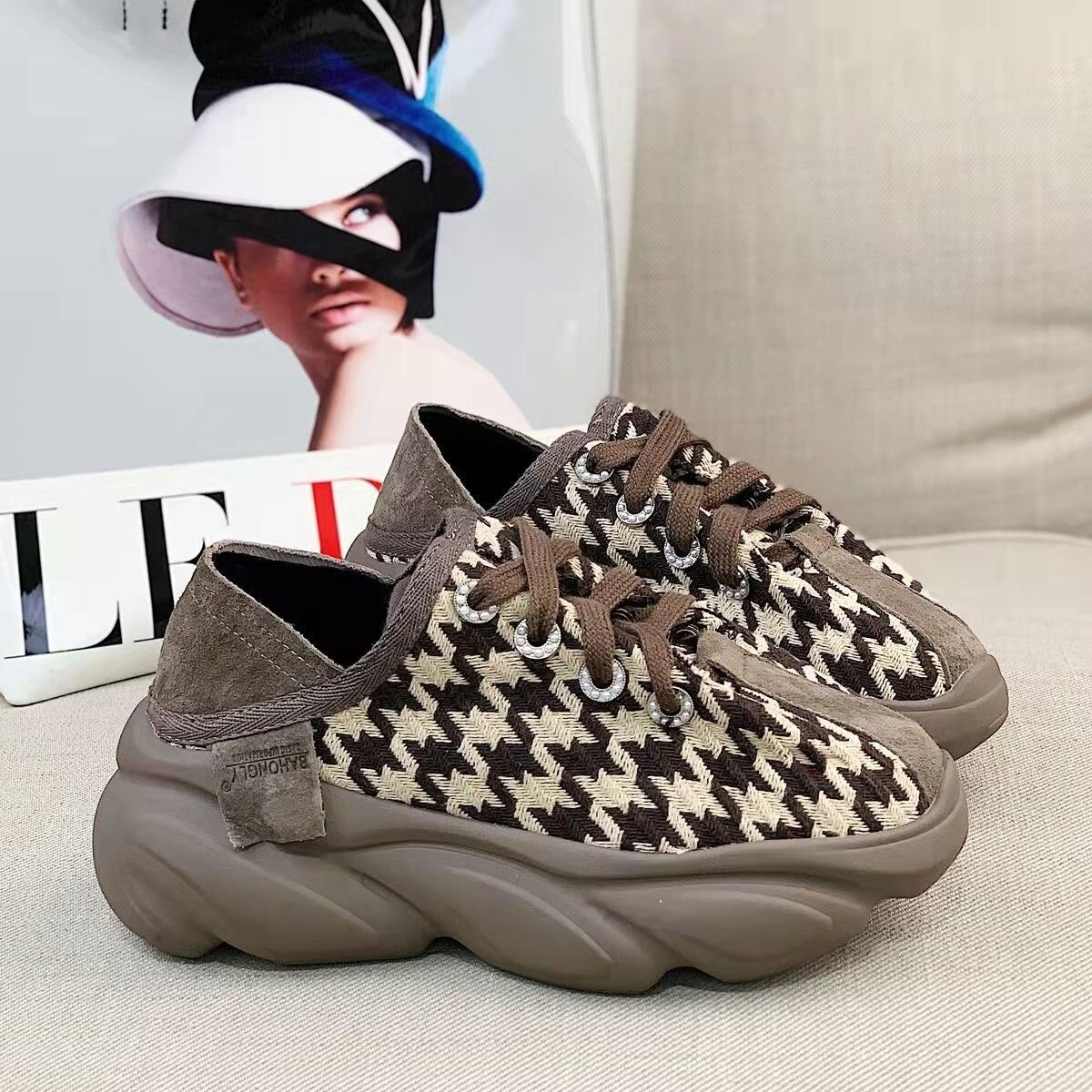 Advbridge Female Thick-soled heightened casual shoes 2022 Baotou Half Slippers Spring and Autumn Korean Non-slip Sports slippers