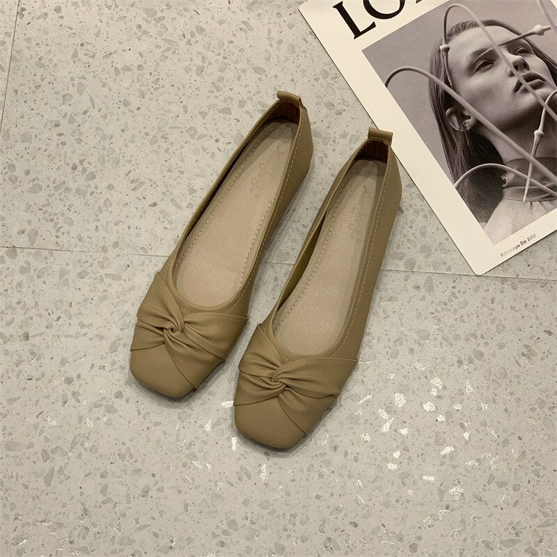 Advbridge Grandma Shoes Low Heels Female Footwear Casual Sneaker All-Match Square Toe Soft Shallow Mouth Retro Dress Comfortable New