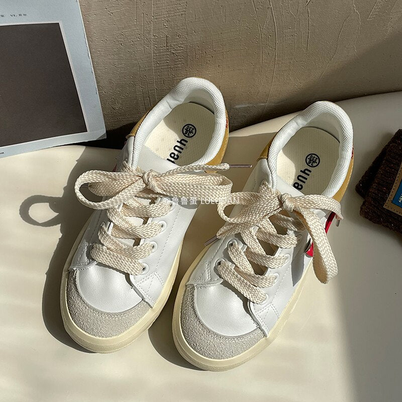 Advbridge INS Brand Leather Sneakers Women 2023 Designer Woman Vulcanized Shoes Sneakers Casual Ladies Spring Lace Up Flats Shoes Girls