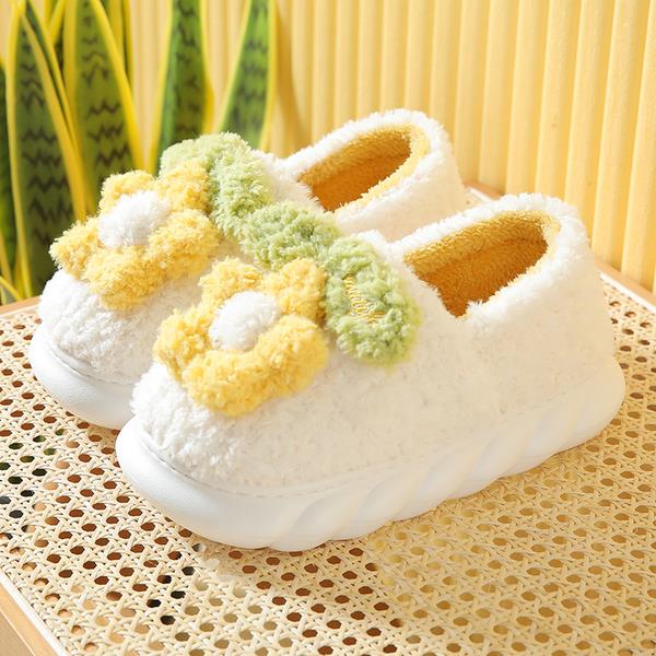 Advbridge Low Heels Women Soft Casual Female Sneakers Korean Shoes Flats Loafers Fur Autumn New  Dress Fall Rome Flower Short Plush Ru