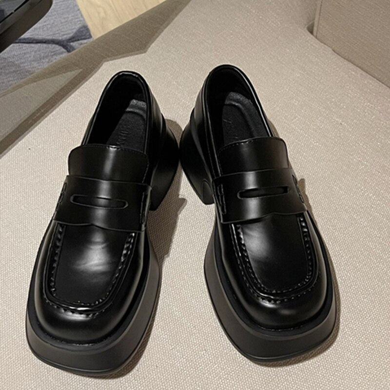 Advbridge Women Platform Shoes Solid Black New Rubber Female Shallow Loafers Casual British Style Pu Leather Rhinestones Low Heels